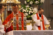 Przekazanie relikwii św. M. M. Kolbego parafii w Pawłowicach